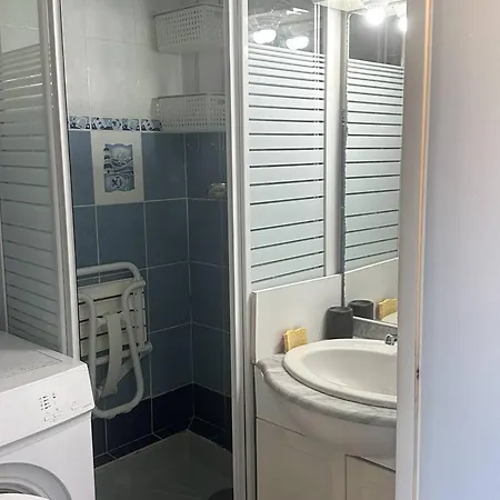 Renove Proche Des Cures Avec Climatisation - Fr-1-680-45 * Balaruc-les-Bains