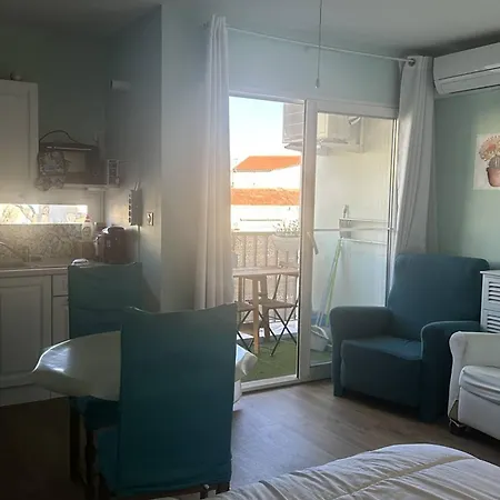 Renove Proche Des Cures Avec Climatisation - Fr-1-680-45 *