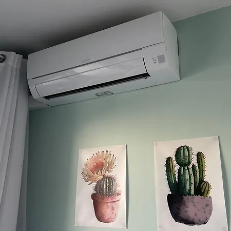 Renove Proche Des Cures Avec Climatisation - Fr-1-680-45